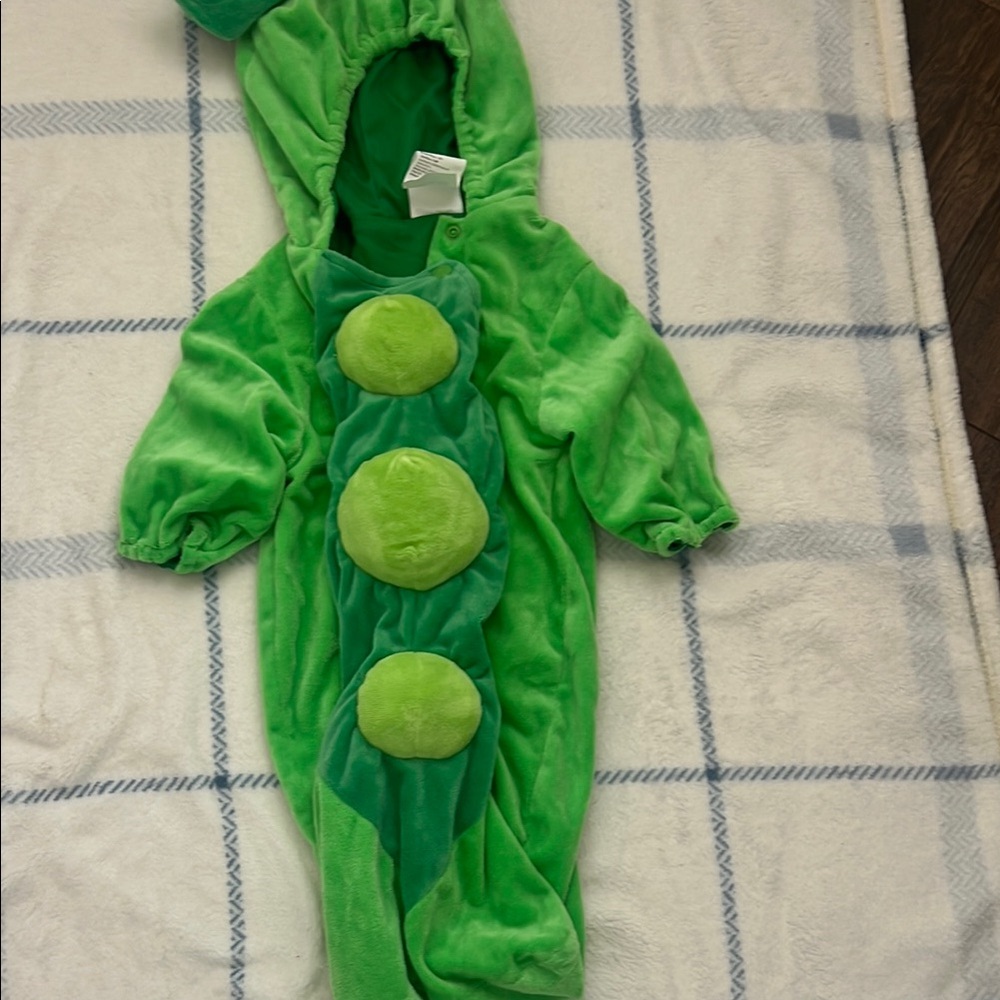 Target Green Pea Pod Kids Costume